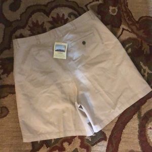 Vintage LL BEAN size 16 100% Cotton Classic Khaki High-Rise Bermuda LowPleat NEW